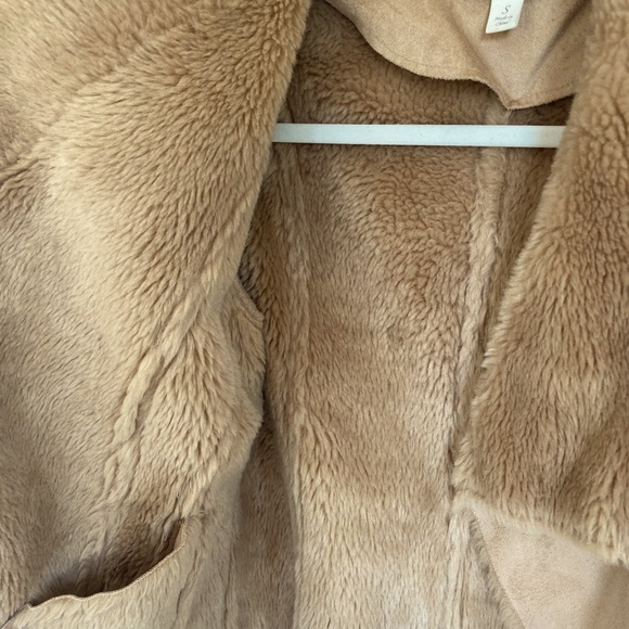 Women’s Faux Fur Fashion Jacket - Size Small - Picture 4 of 7